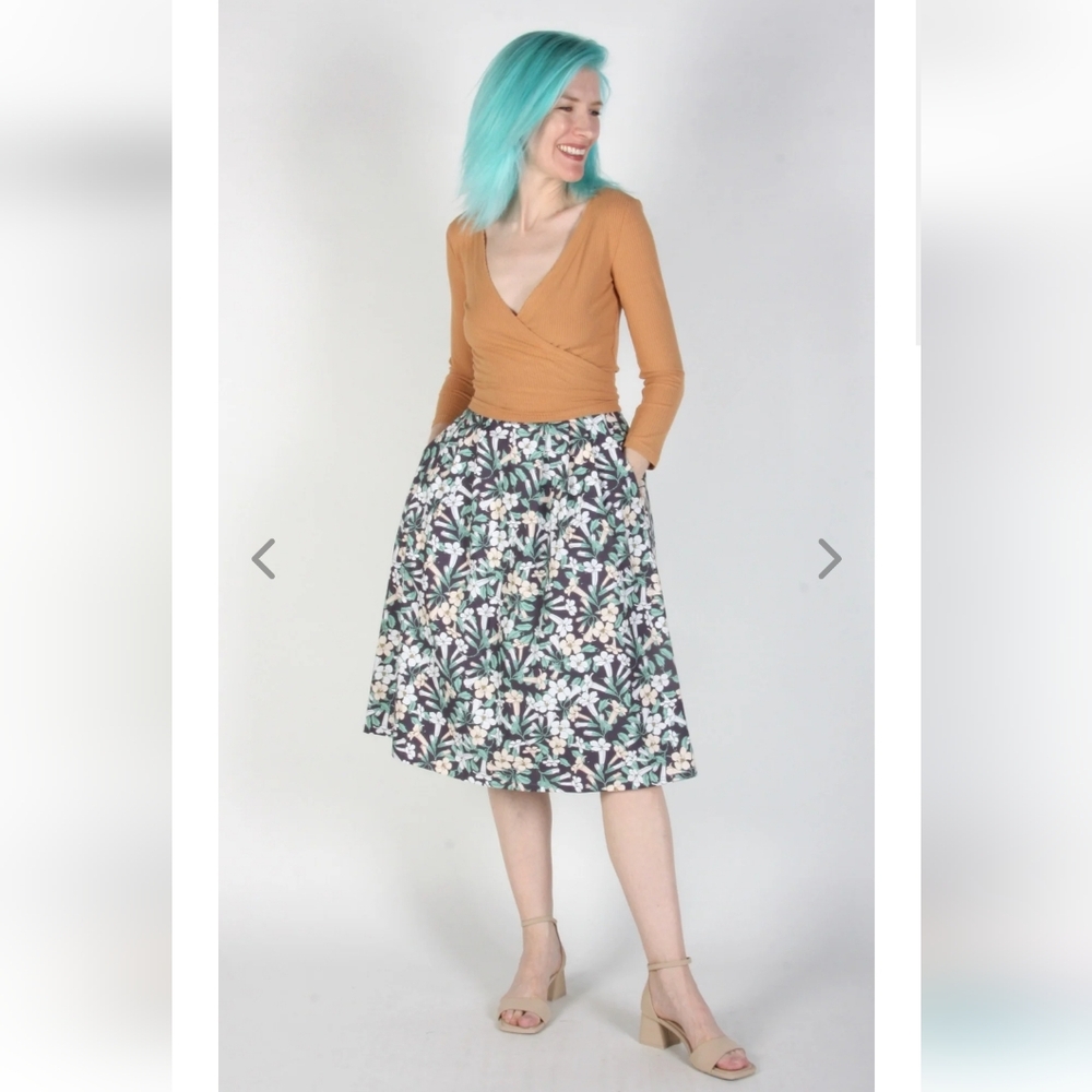 Birds of North America Water Witch Skirt - Honeysuckle